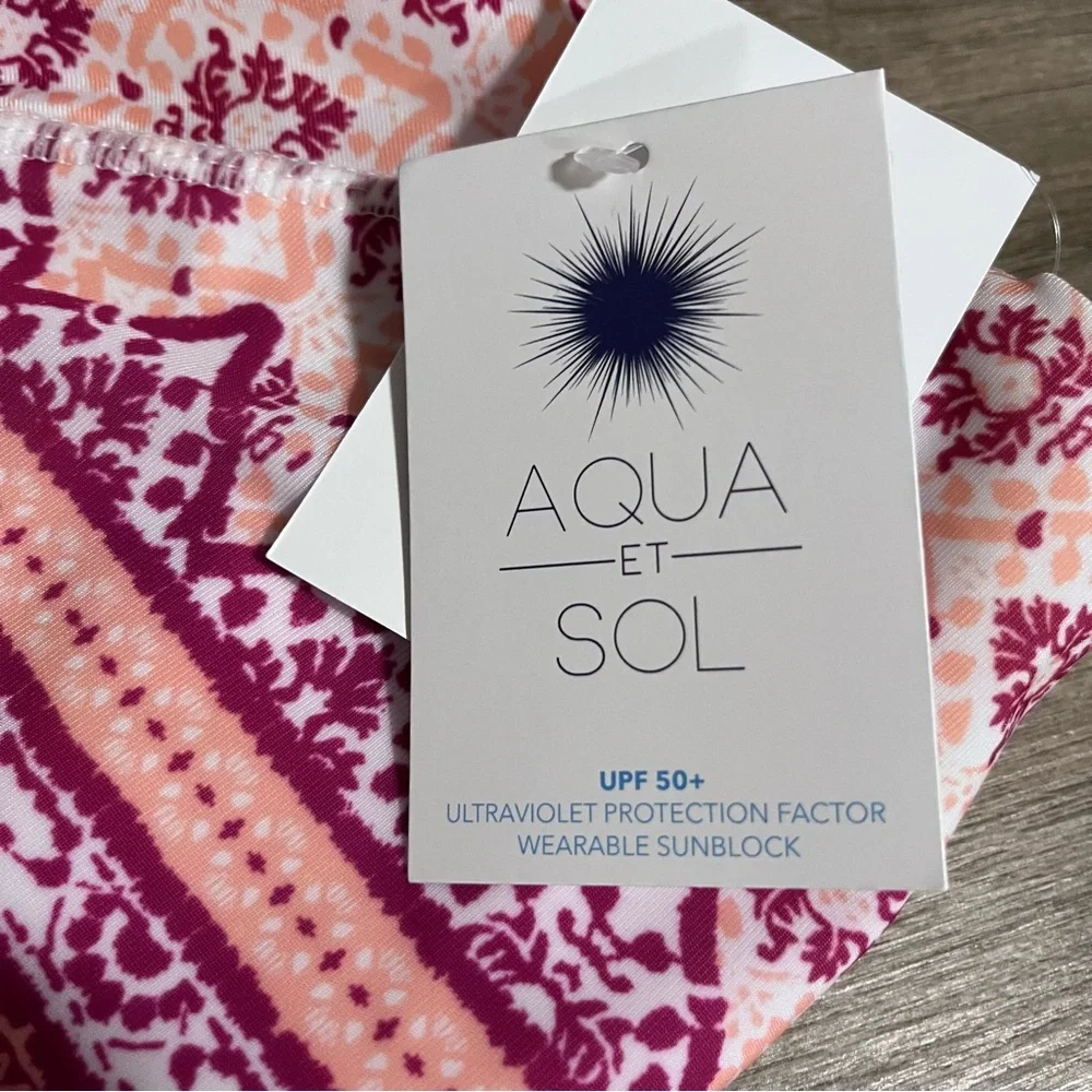 NWT Aqua Et Sol swimwear
